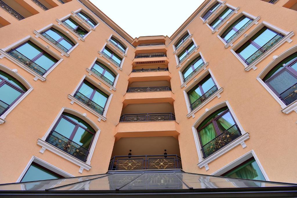 Anastasia Boutique Aparthotel Sofia Exterior photo